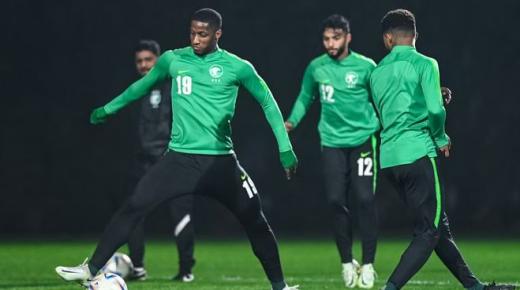 الأخضر يعود للتدريب للاستعداد لمواجهة عمان في خليج 25