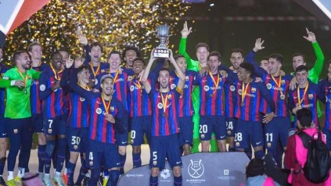 برشلونة يتوج بلقب السوبر الإسباني على حساب النادي الملكي