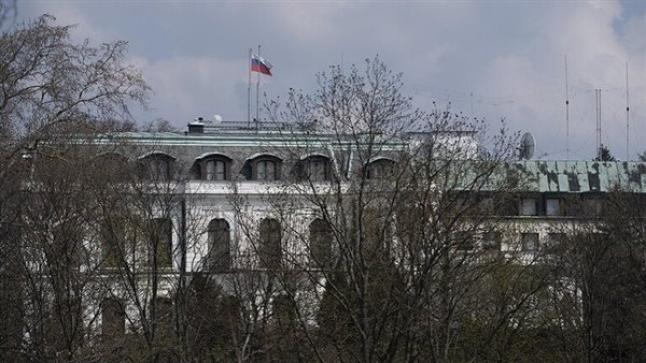 تجميد أموال السفارة الروسية في بولندا