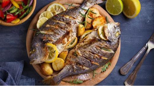 أخطاء يرتكبها الكثيرون وقت تحضير السمك تنشط البكتيريا