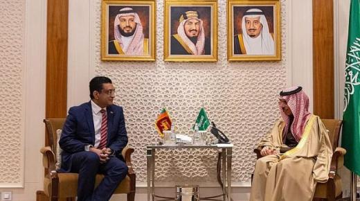 وزير الخارجية السعودي يستقبل نظيره بسريلانكا لتعزيز التعاون ومجالات التعاون