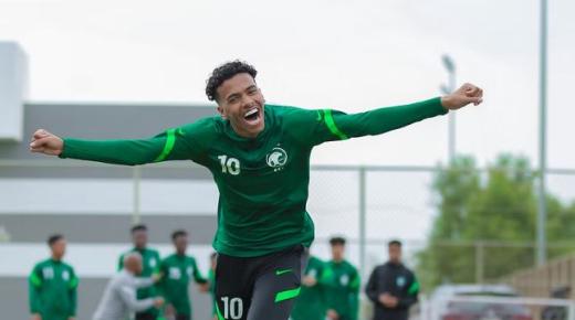 مصعب الجوير من ضمن قائمة افضل لاعب صاعد