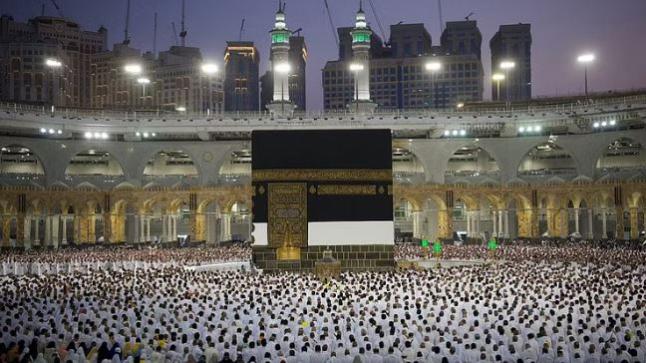 عودة أعداد المعتمرين والحجاج لما قبل الكورونا