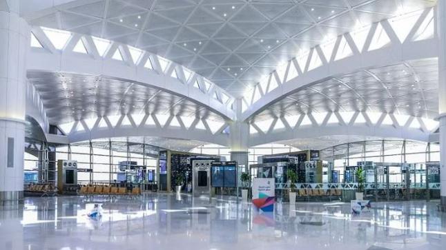 مطار الملك خالد في أول قائمة مطارات المملكة من حيث الالتزام