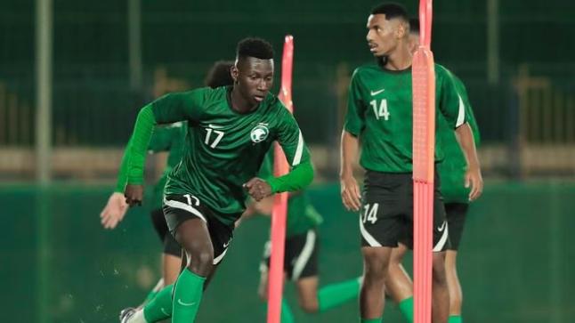 اخضر الشباب يفتتح معسكر دبي لاستكمال تحضيراته لكأس آسيا