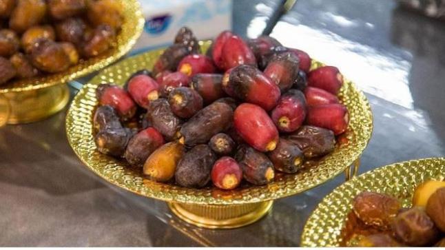 حلوة الجوف في أعلى مبيعات مهرجان تمور الجوف 9